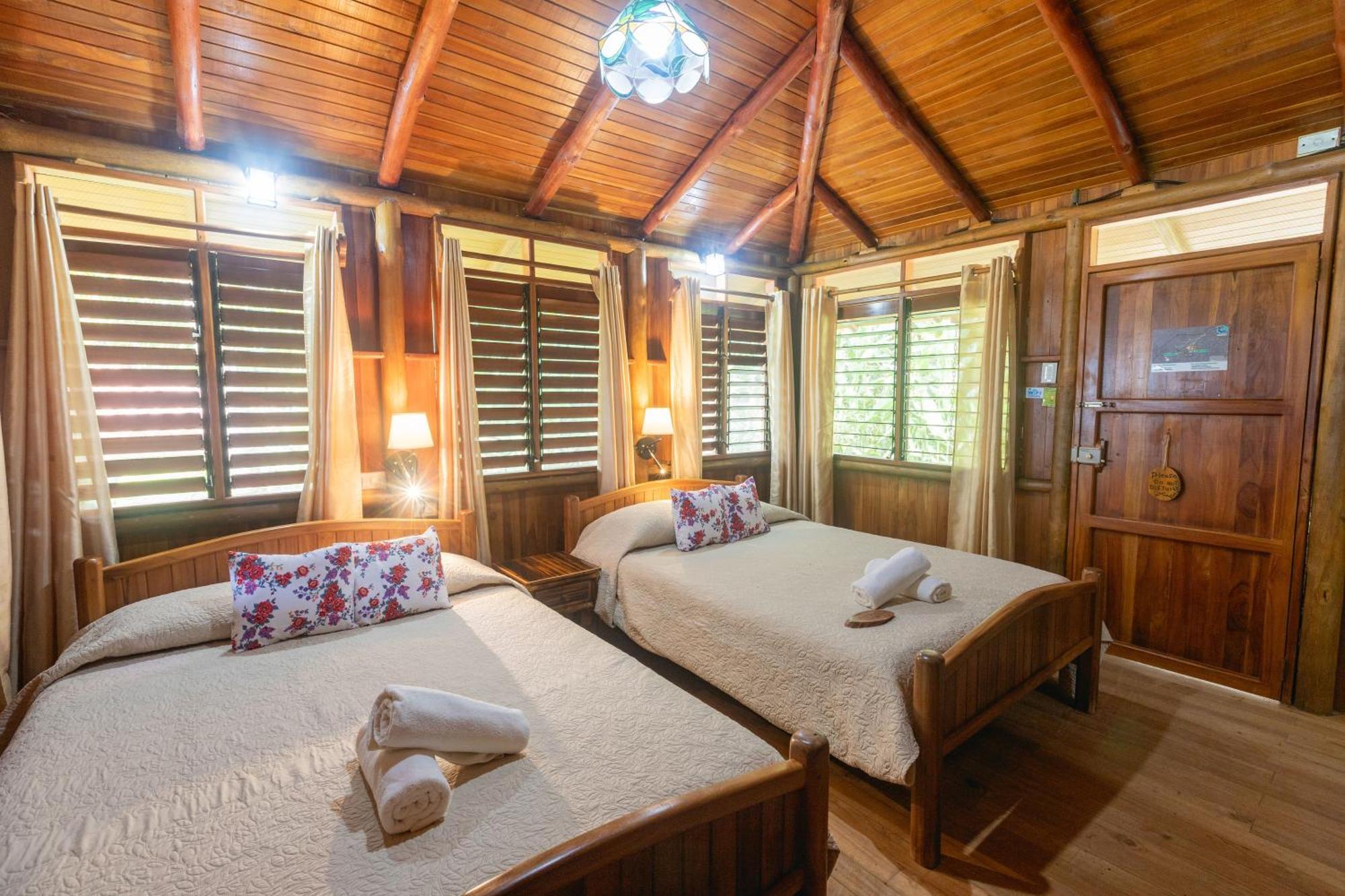 La Cusinga Lodge Uvita Exterior photo